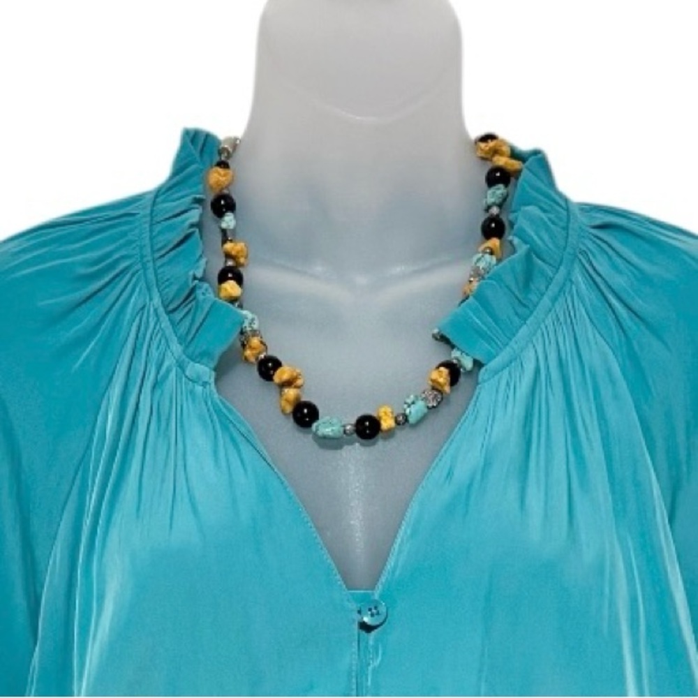 Stone Beads Necklace, Magnetic Closure
